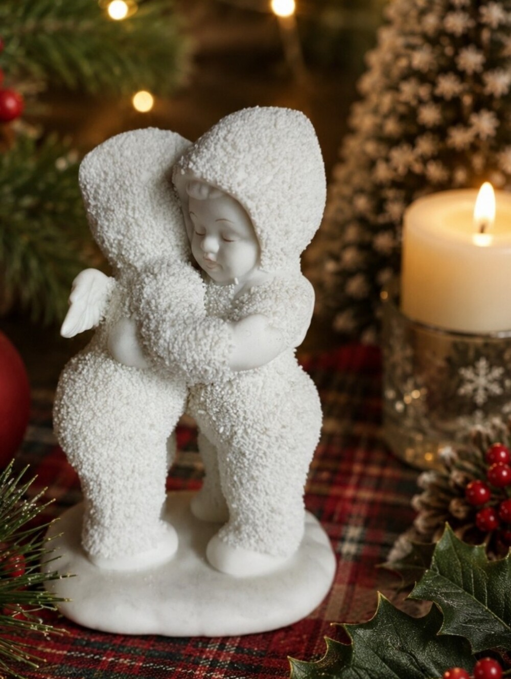 Department 56 Snowbabies I Need A Hug Figurine Christmas Ornament Snow Baby 1992